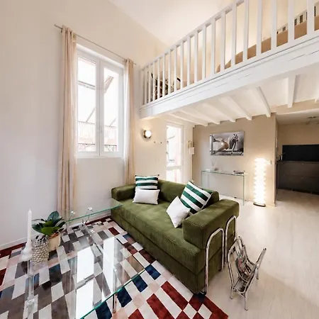 Le Quai 70 Duplex Retro Chic Neuf Et Climatise *